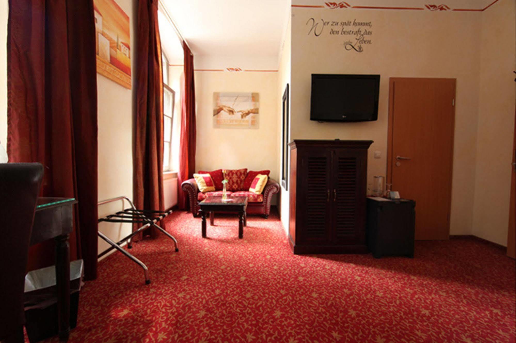 Hotel Sarotti-Hofe Берлин Экстерьер фото